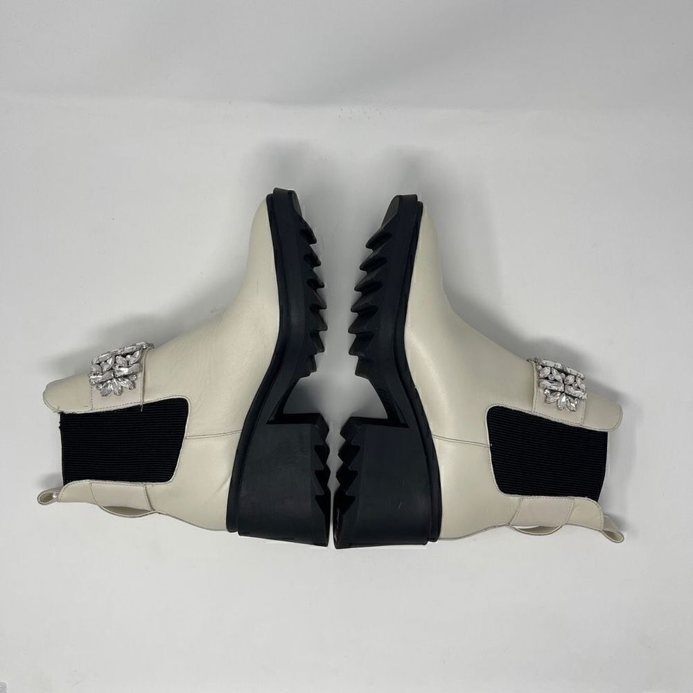KARL LAGERFELD PARIS Cavin Metallic Block Heel Square Ankle Boot Sz 10 - Picture 4 of 7